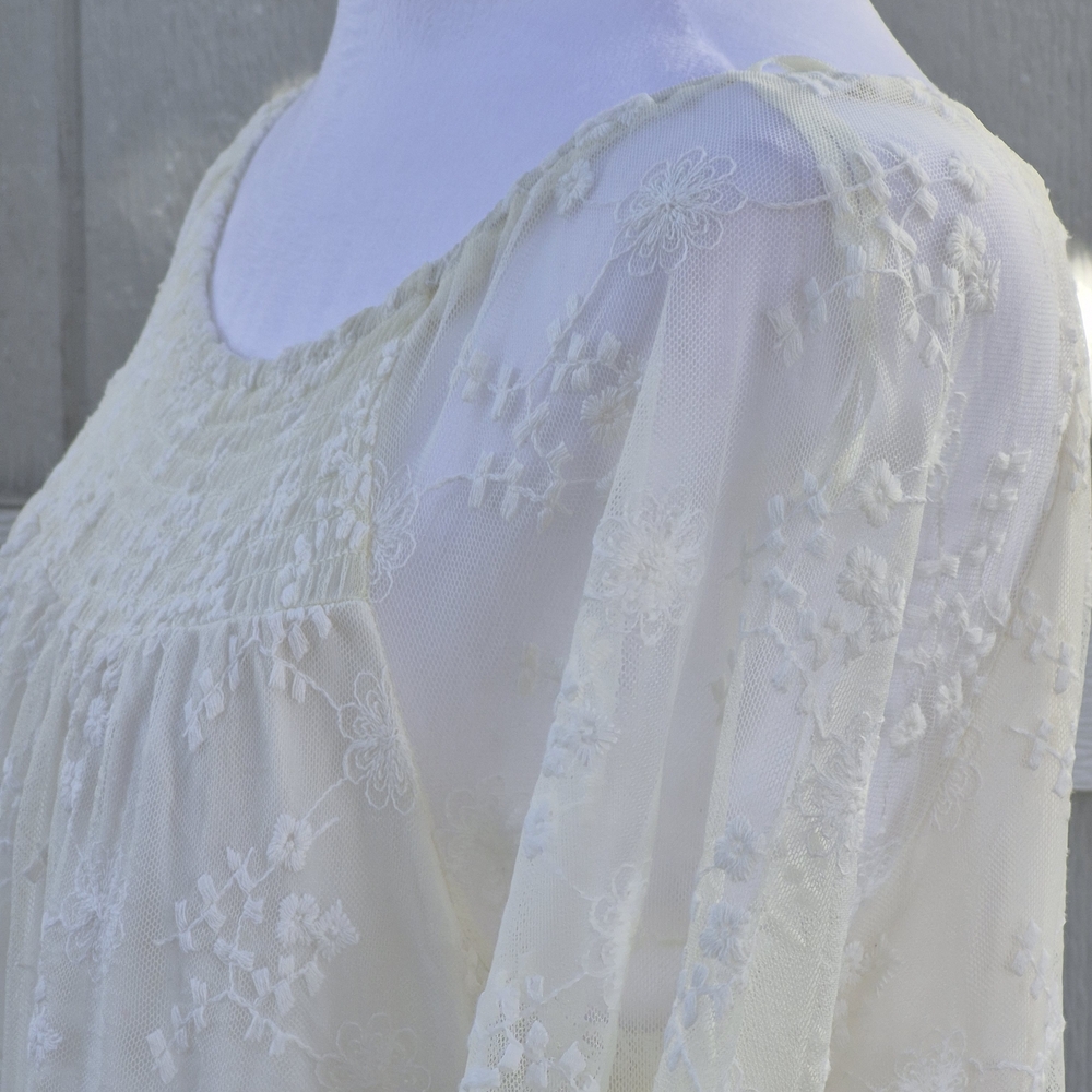 WESTPORT  Women's Blouse Floral Lace Peasant Top Bell Sleeves Cream Boho Size L - Picture 6 of 11